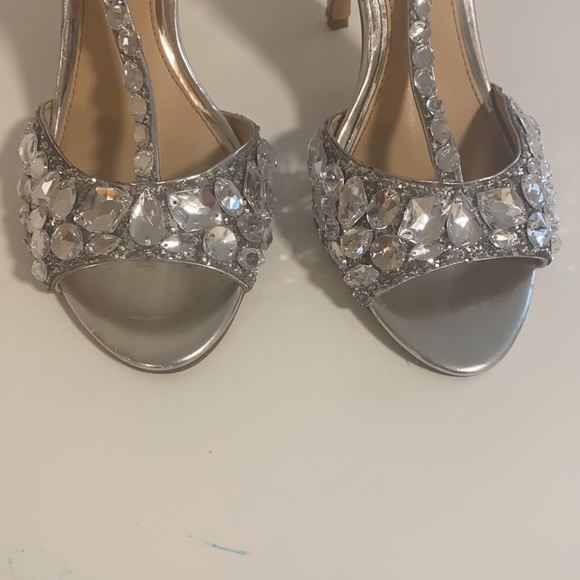Jewel Badgley Mischka Conroy Evening Sandals - Picture 2 of 8